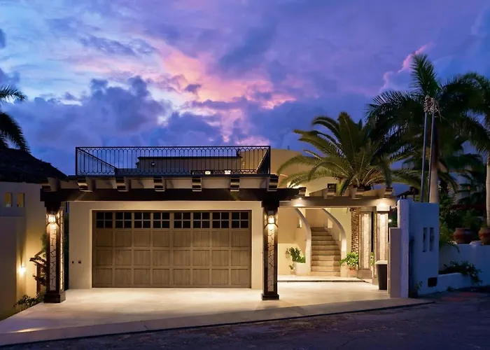 Marbella Lane - Stylish Private Oceanviews Holiday home *
